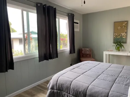 Private Room on Serene Property in Hilo Отели рядом с Аэропорт Хило