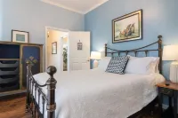 Well-Appointed Downtown BarHarbor /Walk to Everything/ Mins to Acadia