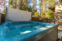 Charming Home with Hot Tub and Ping Pong - Cozy Family Retreat