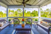 Gourmet Kitchen and Ocean View - Luxurious Beach Resort Escape