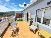 Apartment with sea and mountain views. Close to everything and ideal connections. Hotels near Art Gallery of Diego Garcia