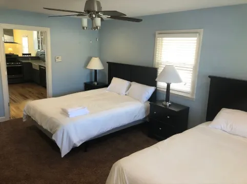 Secluded Haven - Central, Free WiFi, Close to Downtown