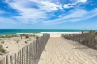 Jockey Beach Club 235