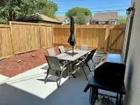 Luxury 5-Bedroom Home, Mins from Downtown Minneapolis