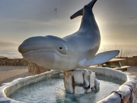 Private Kitchen and Outdoor Dining Areas - Tranquil Escape Отели рядом с достопримечательностью «Flying Dutchman Winery»