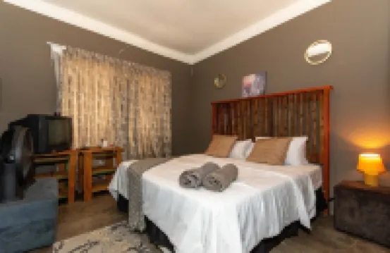 Woodpeckers Guest House