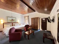 Tea Bush Hotel فنادق في Nanuoya