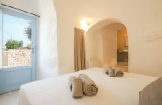 TD Lamiamola Stylish Trulli Lamie with Pool