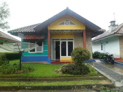 Villa Kota Bunga Melati Hotel a Batulawang