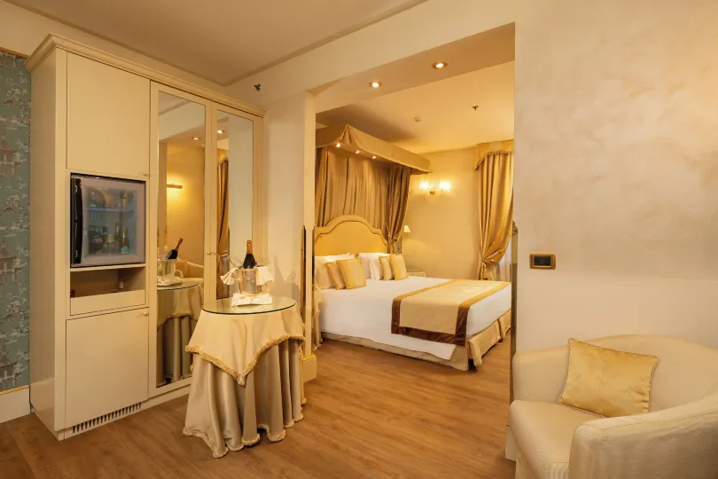 Hotel A la Commedia