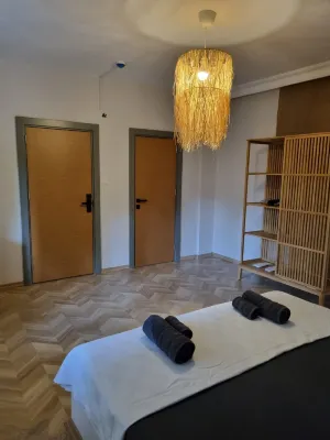 El Mundo Suites
