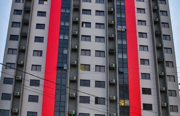 生活里奧克拉羅酒店