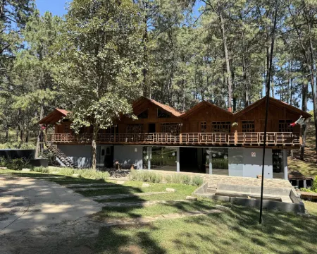 Pine Tree Mazamitla Hotel Boutique & Cabañas Hoteles en Mazamitla