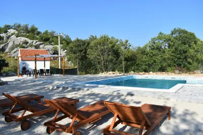 Bonaventura - Countryside Villa Near Split with Private Pool Hotels in 