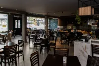 Uiramutam Palace Hotel - breakfast