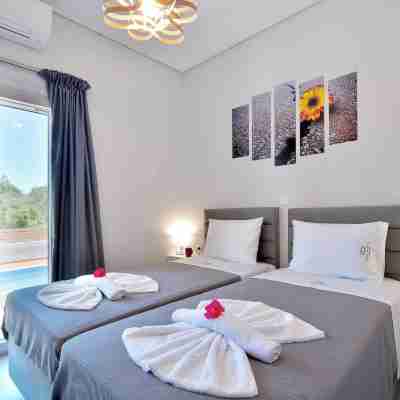 Villa Ventus Sleeps 7 with Parking Rooms