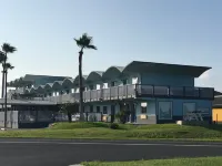 Blue Wave Inn