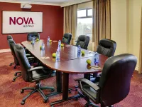 Chateau Nova Yellowhead Hotels near Glenora