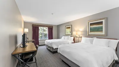 Country Inn River Falls Hotels near Glen Park