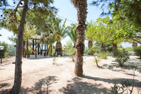 Case Vacanza Renella 3 Beds Balcony, Wifi, Self-Catering, 200mt from the Sea