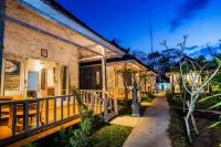221 Garden Cottages Hotell i Klungkung