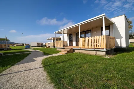 Mediteran Homes with Terme Čatež Tickets Отели в г. Чатеж на Сави