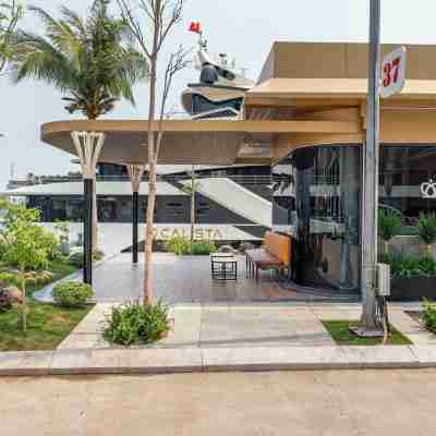 Calista Halong Bay Cruise Hotel Exterior