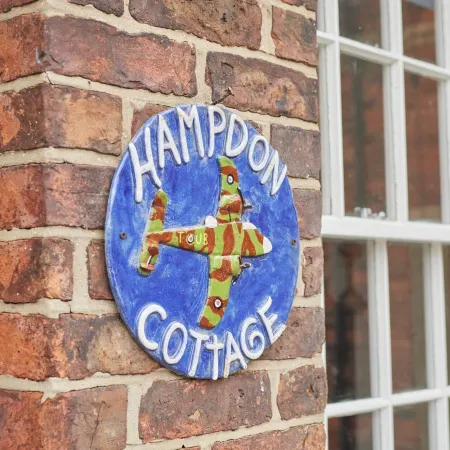Host & Stay - Hampdon Cottage