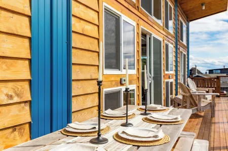 Chateau Coho by AvantStay Easy Beach Access Отели рядом с достопримечательностью «Мееркерк Гарденс»