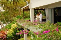 Garden Island Resort Hotels in Matei