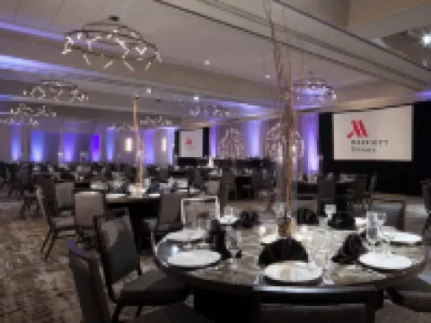 Omaha Marriott Hotels in Douglas County