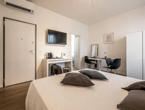 Emilia Suite Essence Hotels in Modena