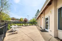 LakeWood Inn & Suites Hotels in Penn Township