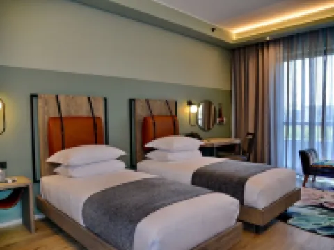 コートヤード ホテル ウォーターフォール シティ ミッドラントのホテル