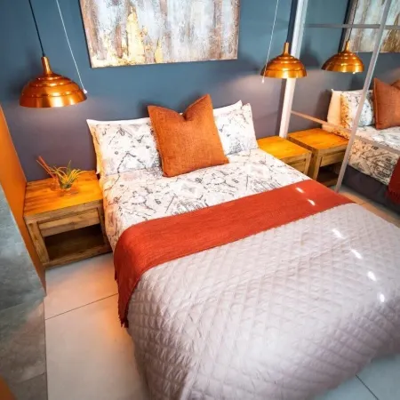 4 Dolphin Views la Mercy Luxury Beachfront Apartment with Private Swimming Pool