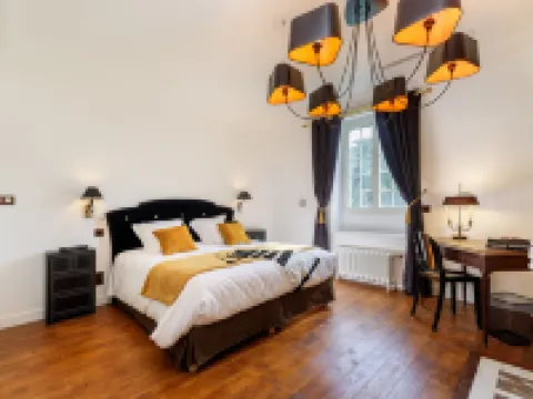 ロテル パルティキュリエ アニエール・シュル・セーヌのホテル