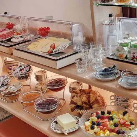 Hotel am Kupferhammer Отели в г. Тюбинген