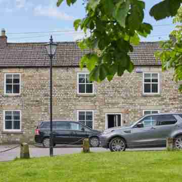Host & Stay - the Old Brewery Hotel Exterior