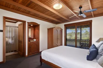 O'Reilly's Rainforest Retreat Hotels in 