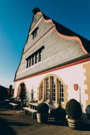 Gut Hermannsberg, Gästehaus Отели в г. Одернхайм-на-Глане