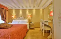 Alloggi Olimpia Отели в г. 