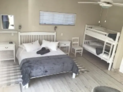 Withuis Hartenbos - No Load Shedding Hotels in Mossel Bay