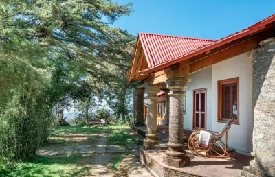 Mary Budden Estate Hotel dekat Jageshwar dham