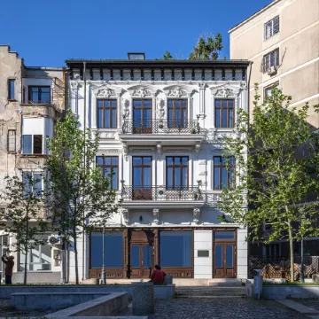 Holt Old Town Suites