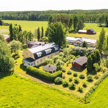 B&B Lomamokkila Hotels near Olavinlinna