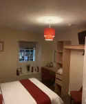 Commercial Hotel - 2-Star