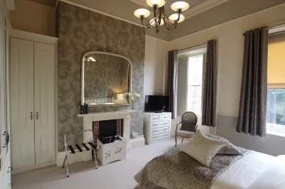 The Dower House Apartments Отели рядом с достопримечательностью «Площадь Сейнт Марк»