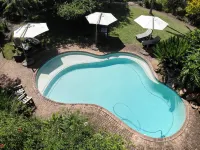 Shingalana Guest Lodge - Pools