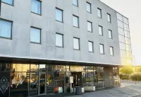 B&b Hotel 모뵈주 가르 Parc Zoologique de Maubeuge 주변 호텔