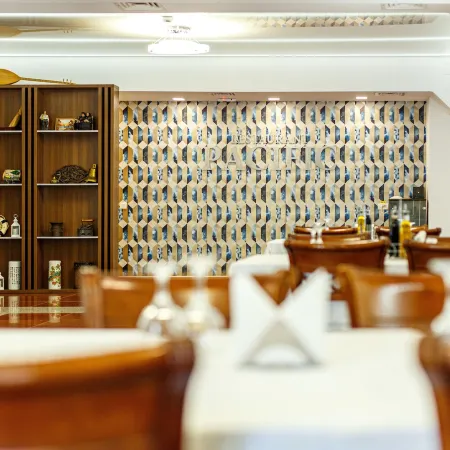 Lira Pacific Aparthotel